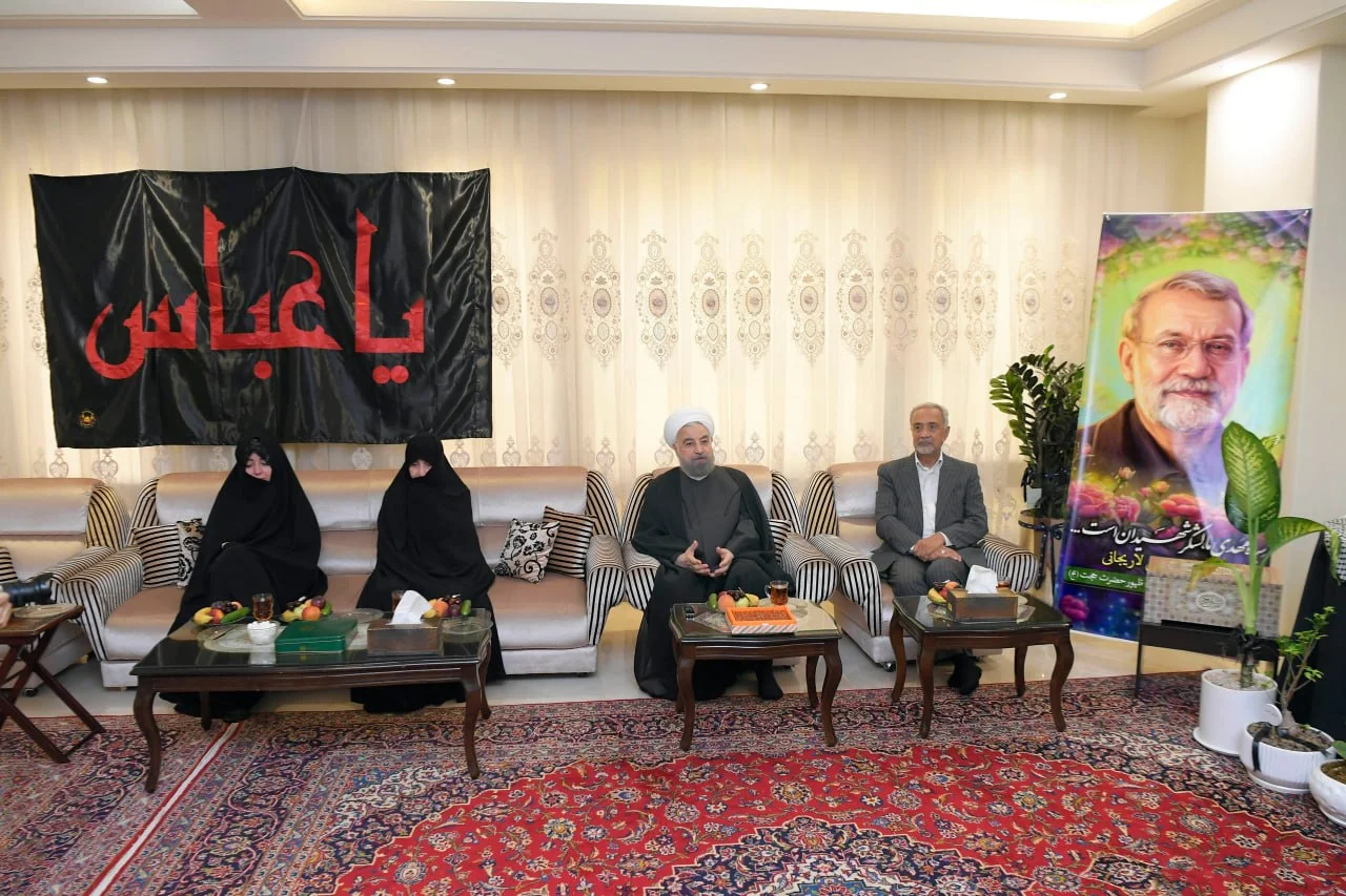حسن روحانی در دیدار با خانواده لاریجانی