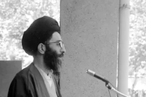 روحانی: رهبر شهید یک متفکر اسلامی بود که در ابعاد مختلف فرهنگ اسلامی تسلط داشت