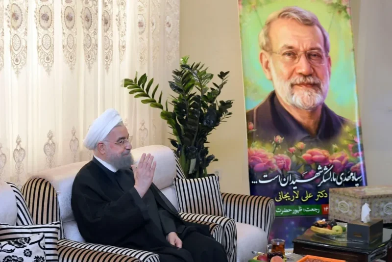 حسن روحانی در دیدار با خانواده لاریجانی
