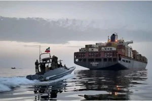 اولتیماتوم تازه واشنگتن به تهران؛ تنگه هرمز را باز اعلام کنید