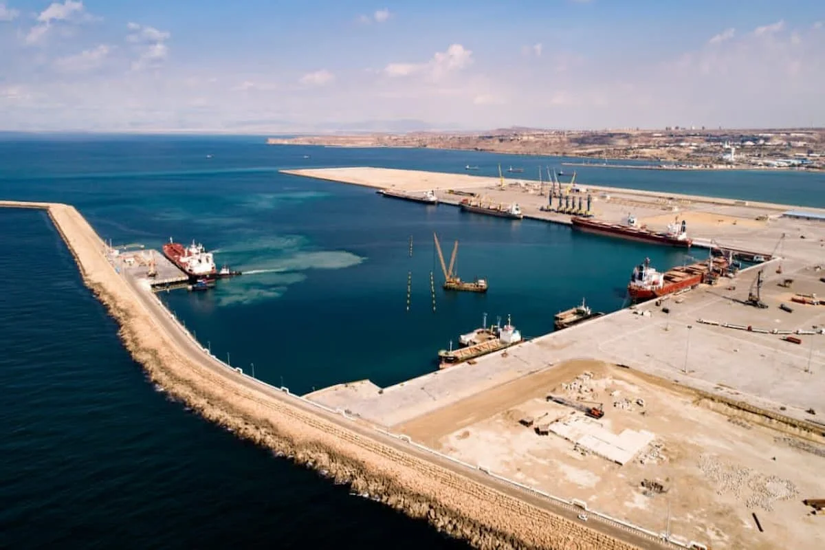 بیش از ۲ میلیون تن کالا در دوران جنگ اخیر از بندر شهید بهشتی چابهار تخلیه و بارگیری شد