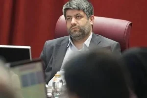دولت باید از قیمت‌گذاری و مداخلات غیرضروری فاصله بگیرد