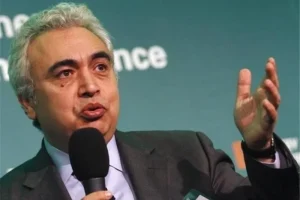 فشار آژانس انرژی به اروپا برای لغو ممنوعیت حفاری قطب شمال