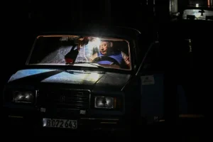 کوبا بار دیگر در خاموشی فرو رفت
