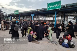 بازگشت یک میلیون و ۴۰۰ هزار زائر از مرز مهران به کشور