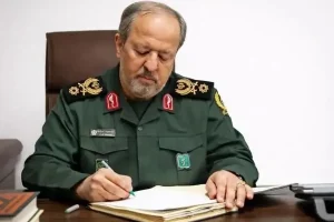 سرپرست وزارت دفاع: از ساختن قدرت دفاعی ایران دست نخواهیم کشید