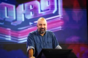 علی اوجی مجری «قهرمان» شد