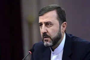غریب‌آبادی: تنگه هرمز باز نخواهد شد مگر با رضایت و ترتیبات ایران