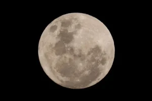موشک اسپیس ایکس با ماه تصادف می کند