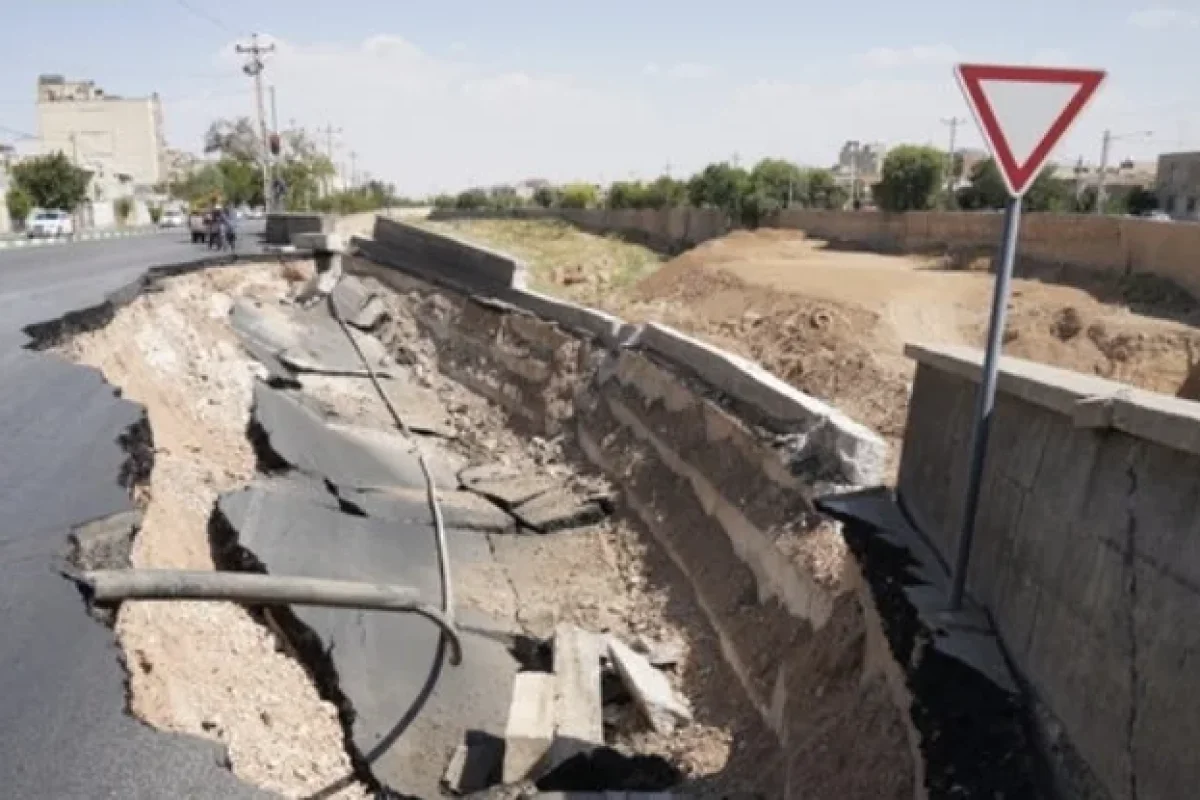 بحران زیرپای پایتخت؛ فرونشست زمین در جنوب‌غرب تهران ۳۰ درصد بیشتر شد