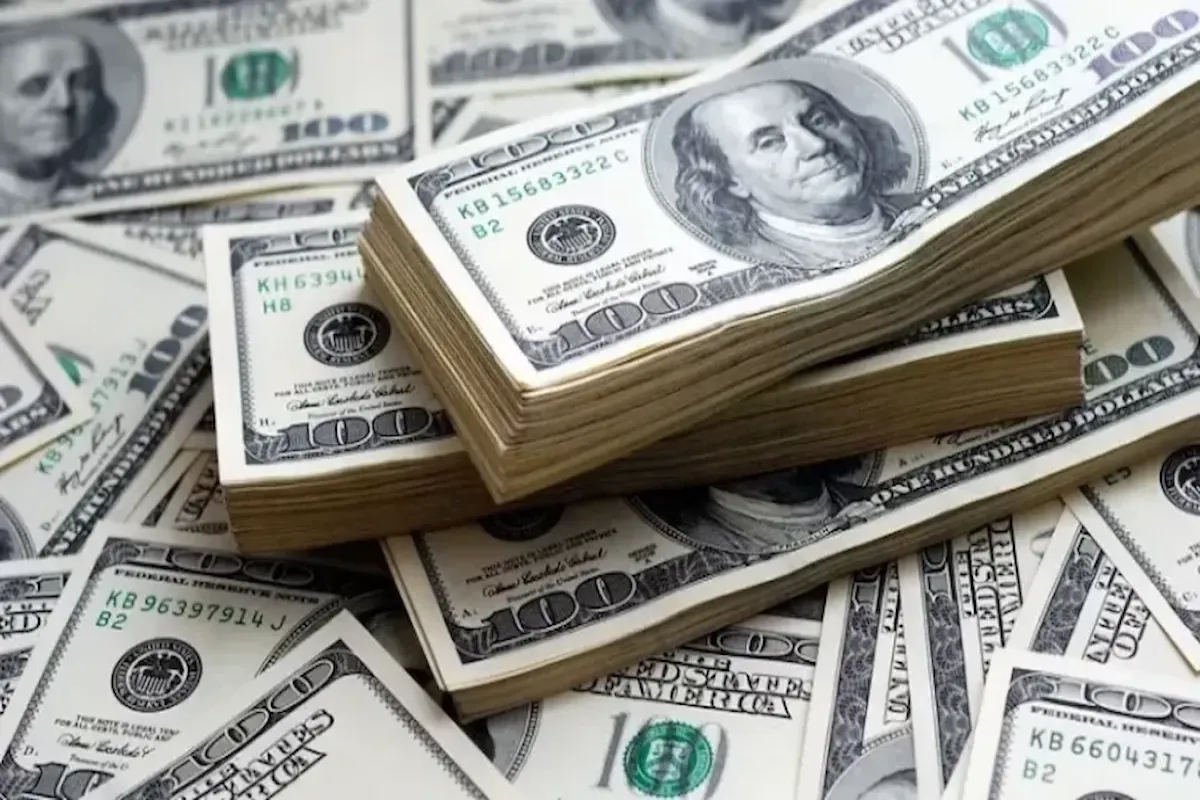 اسپرد دلار توافقی و آزاد در حال رکوردشکنی