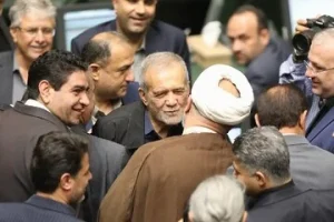 رسولی: طرح عدم کفایت سیاسی پزشکیان شلیکی به انسجام در بالاترین سطوح حاکمیت است / ترقی: همانطور که با آقای خرازی برخورد شد، با بقیه هم برخورد شود