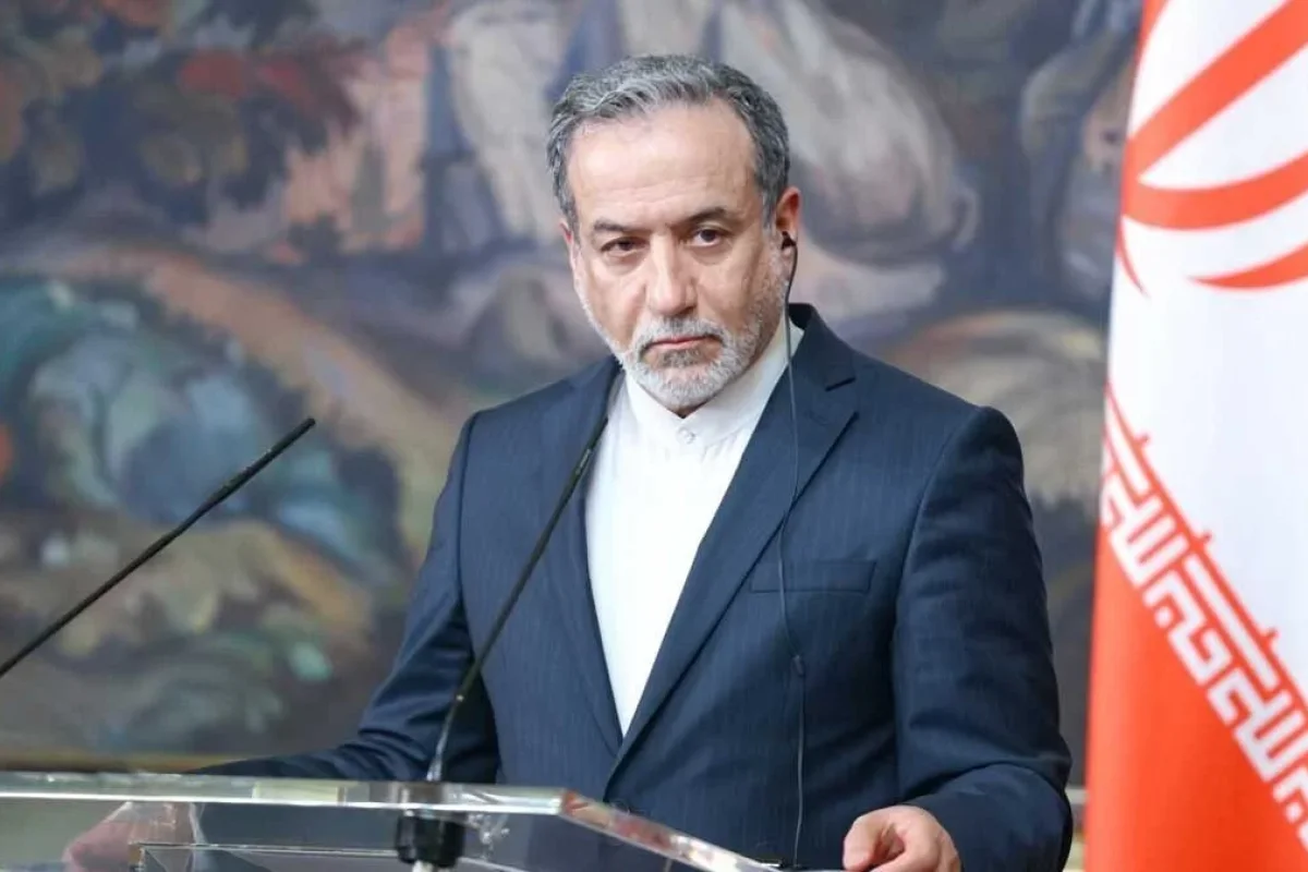گفت‌وگوی تلفنی عراقچی با وزیر خارجه ترکیه و فرمانده ارتش پاکستان