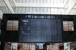 ارزش دلاری بورس در یک هفته ۱۰ میلیارد دلار رشد کرد / بازار سهام فعلاً از دلار جلو نمی‌زند