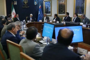 روایت عارف از استعفای وزیر نفت/ پاک‌نژاد بدقولی کرد