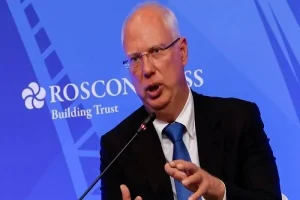 دمیتریف:توافق بر سر گازوئیل نشان‎دهنده همکاری اقتصادی مسکو-واشنگتن است