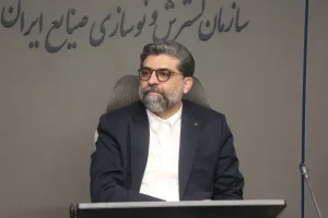 سهمیه سوخت مالکان خودروهای فرسوده قطع نمی‌شود
