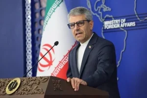 ایران در قبال یمن ثابت‌قدم است؛ آماده کمک به حل مسالمت‌آمیز مسائل بین عربستان و یمن هستیم