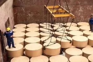 19 هزار تن کاغذ دولتی نشر در آستانه توزیع