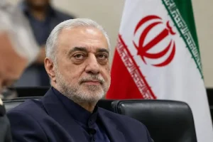 مهرداد اخلاقی کتابی وزیر دفاع و پشتیبانی نیروهای مسلح شد
